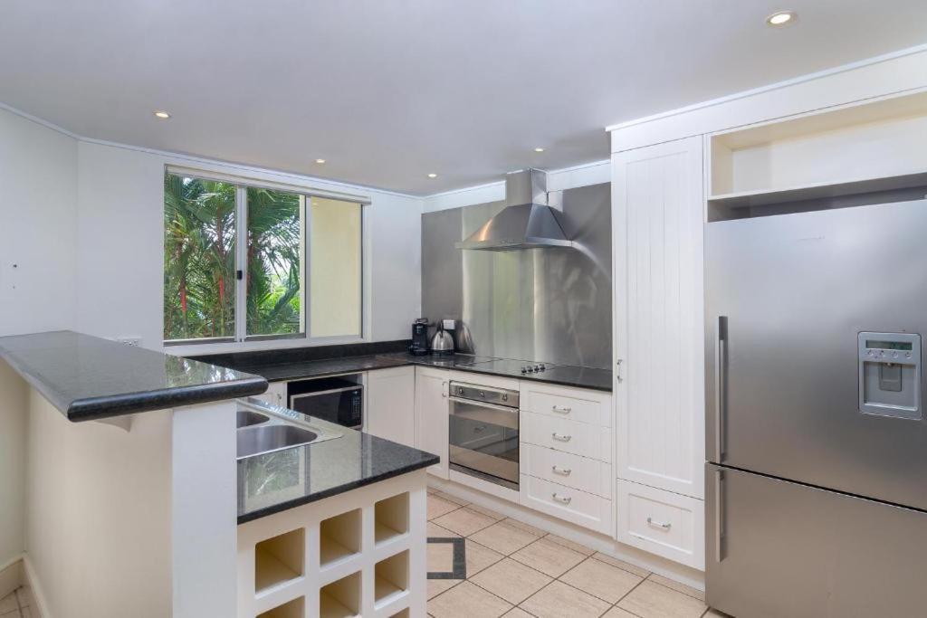 פורט דוגלאס Mandalay Luxury Beachfront Apartments מראה חיצוני תמונה